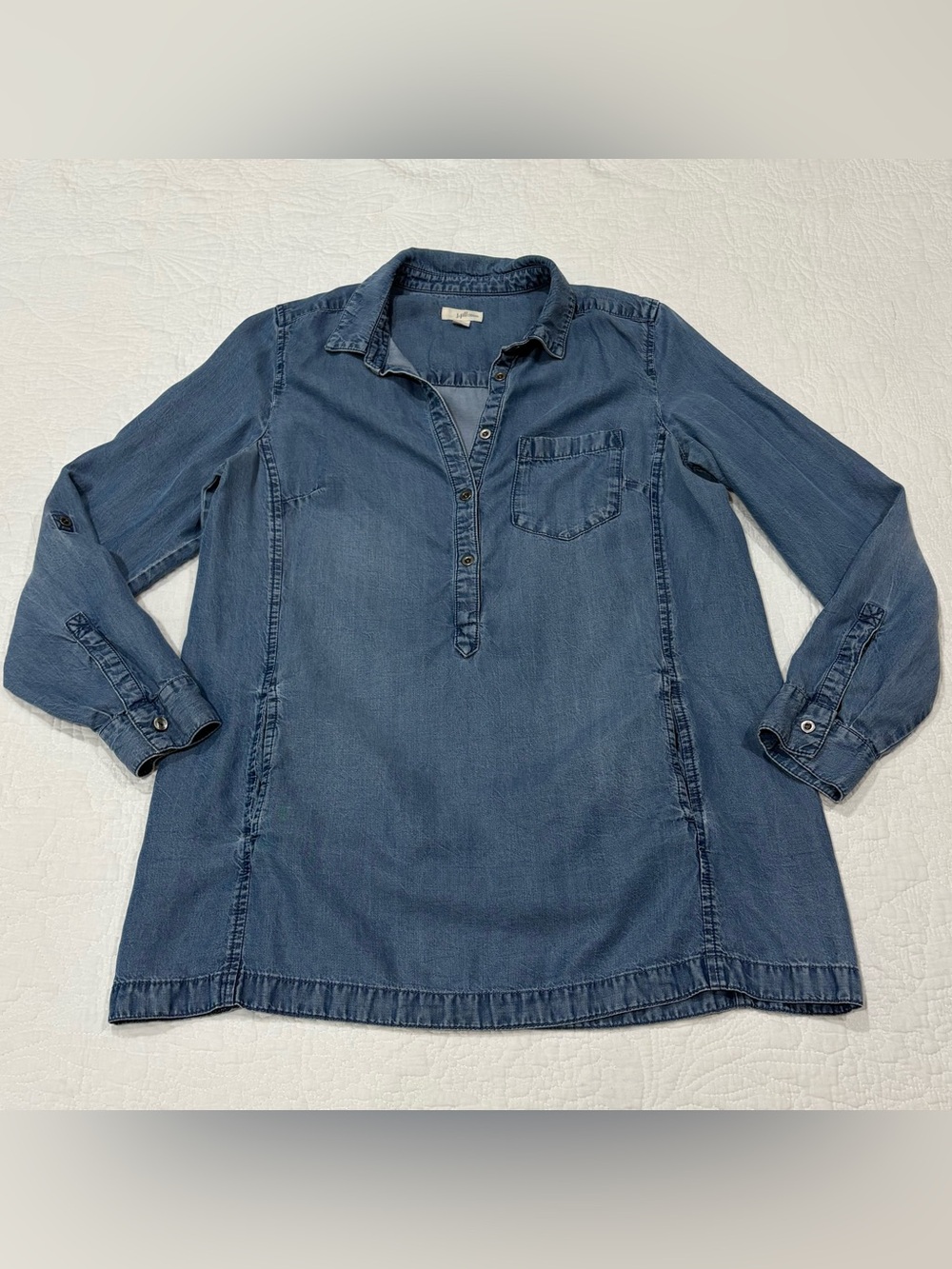 J Jill Denim Chambray Long Sleeve Shirt Women’s Medium Tunic Top 100% Lyocell